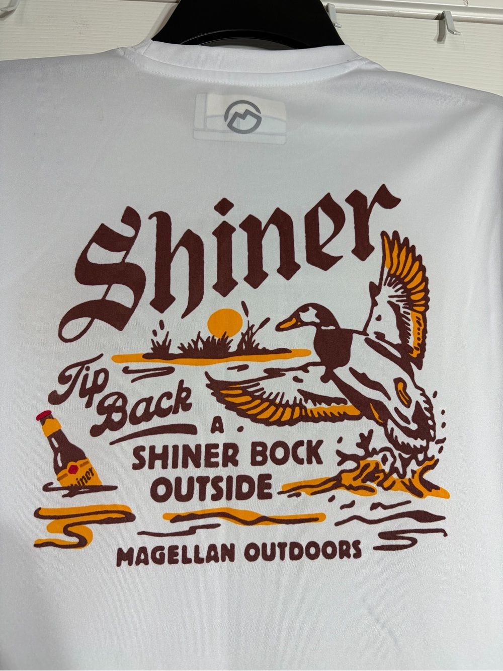 Magellan Outdoors Shiner Bock Graphic Fishing Shirt Small